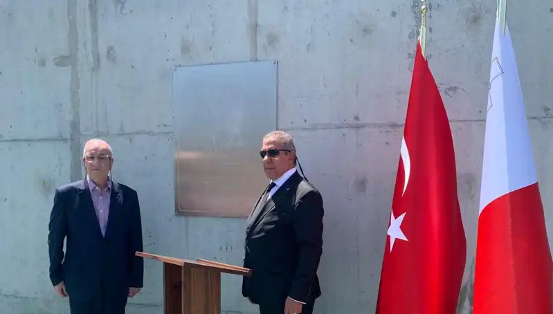 Avrupa'nın Kalbinde Atatürk Caddesi: Sulh ve Barışın Temsilcisi