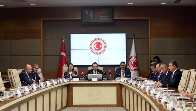Meclis, Kartalkaya Yangın Faciasını Araştırıyor: Vali'nin Sözleri Tartışma Yarattı