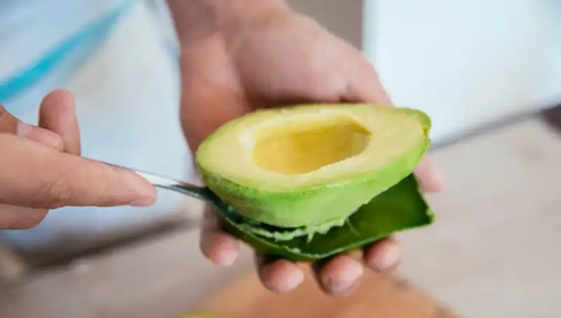 Avokado Yağlarının Sağlık Faydaları: Gerçekten İhtiyacımız Olan Besin Mi?
