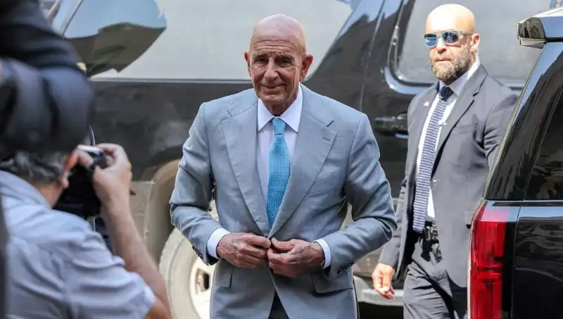 ABD Elçisi Barrack’tan Suriye’ye Sükunet ve Barış Çağrısı