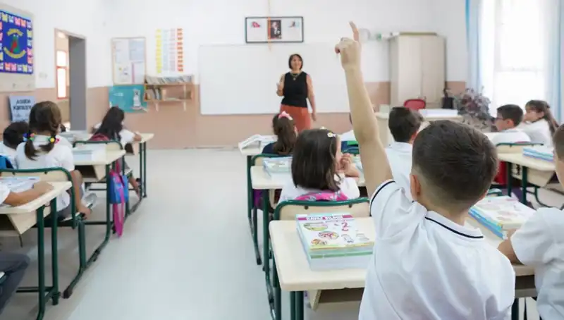 2025 Ücretli Öğretmenlik Başvuruları İçin Tüm Bilgiler Burada!