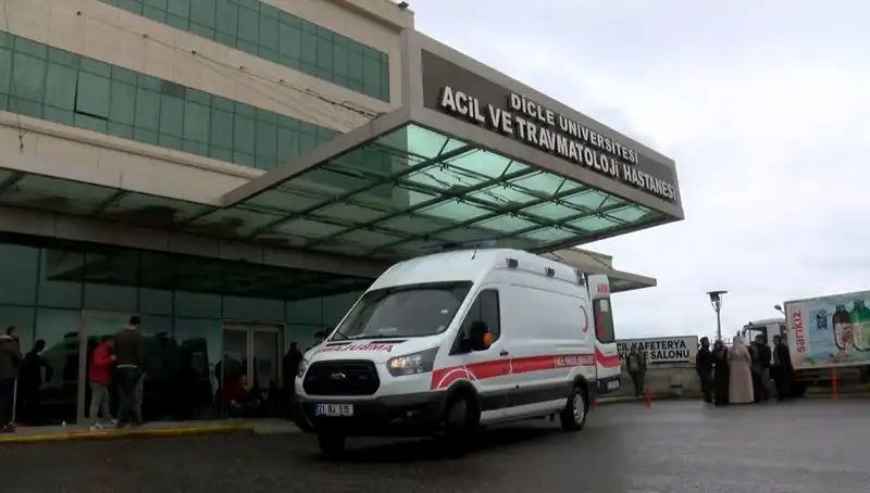 Silahlı Saldırı: Kuzen ve Oğlu Kana Bulandı, 1 Ölü 1 Ağır Yaralı
