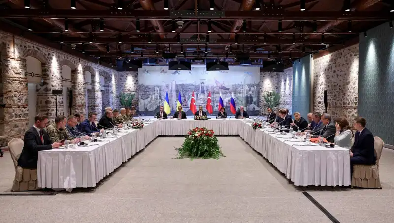 Diplomatik Zirve: Putin'in Önünde Yeni Bir Zorluk Mu Var?