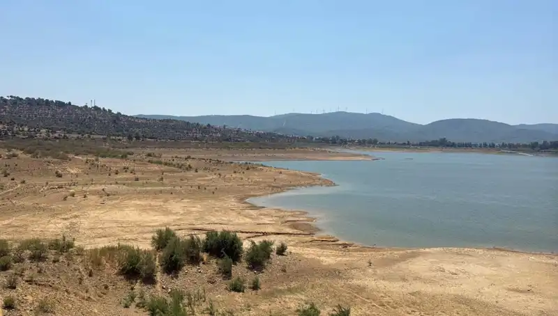 Bodrum'da Su Krizi Başgösterdi: Kesintiler Vatandaşları Zorluyor