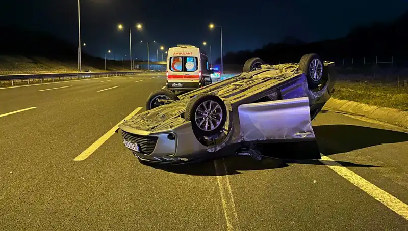 Kuzey Marmara Otoyolu'nda Kaza: İki Otomobil Çarpıştı, Yaralılar Hastaneye Sevk Edildi