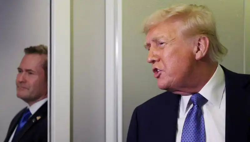 Yanlışlıkla Sızdırılan Planlar Sonrası Trump’tan Şaşırtan Görevden Alma Kararı