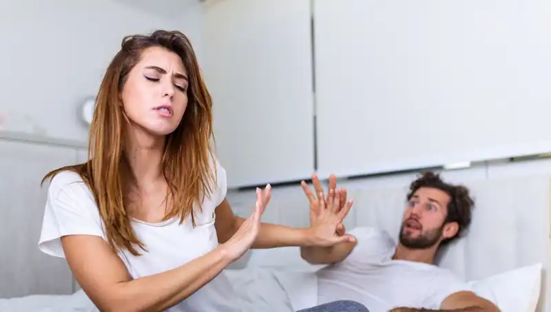 İlişki Uzmanından Beklenmeyen Uyarılar: Aşka Hazır Olmadığınızı Gösteren 10 Belirti