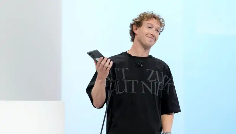 Zuckerberg’in Hedefi: 100 Milyon Dolarlık Yapay Zeka Çalışmaları İçin Ekibi Toptan Toplayacak!