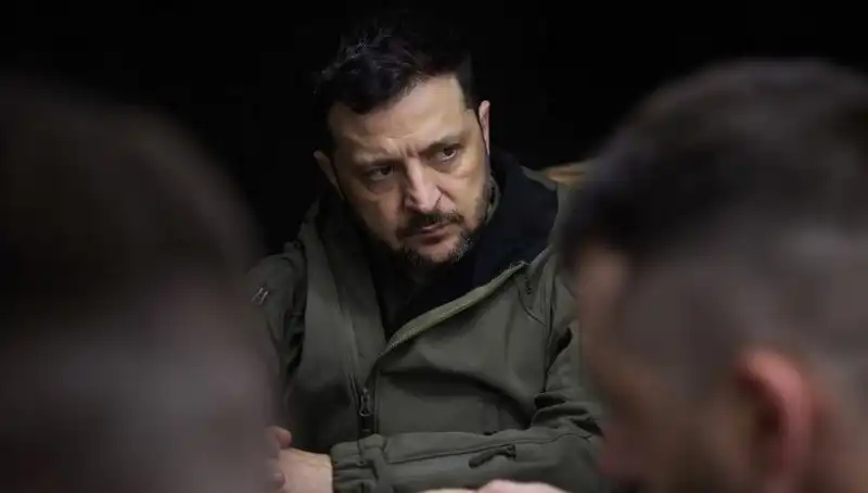 Zelenski, Rusya’nın Kuzey Kore Yapımı Füze Kullandığını Açıkladı