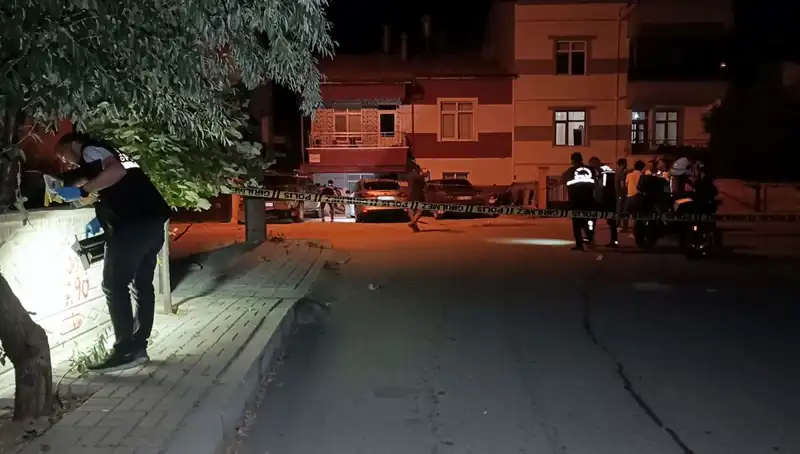Karaman'da Kız Arkadaşıyla Tartışan Genç, Kanlı Bir Geceye İmza Attı