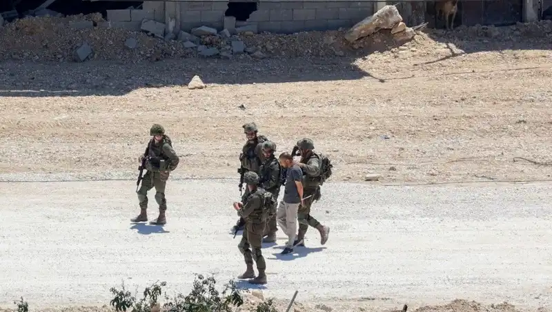İsrail Ordusu Sınırda Kapıları Kapattı: Ambulanslar Yolda Kaldı!