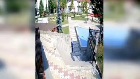 Kastamonu'da Muhtarın Uyardığı Kişi Tarafından Bıçaklanması: Olayın Detayları