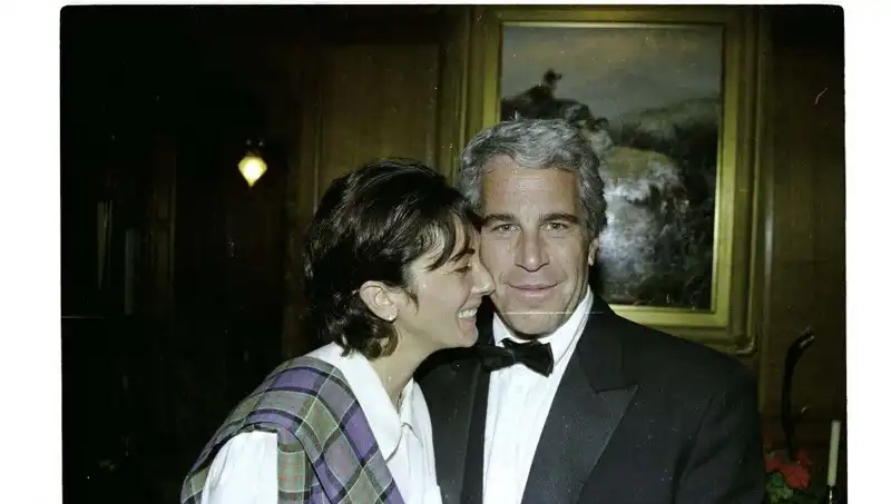 Ghislaine Maxwell’den Şok İfşalar: Epstein Skandalında 100 İsim Açıklandı!