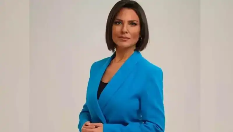 Ece Üner: Türkiye'nin Öncü Spikerine Dair Bilmeniz Gerekenler