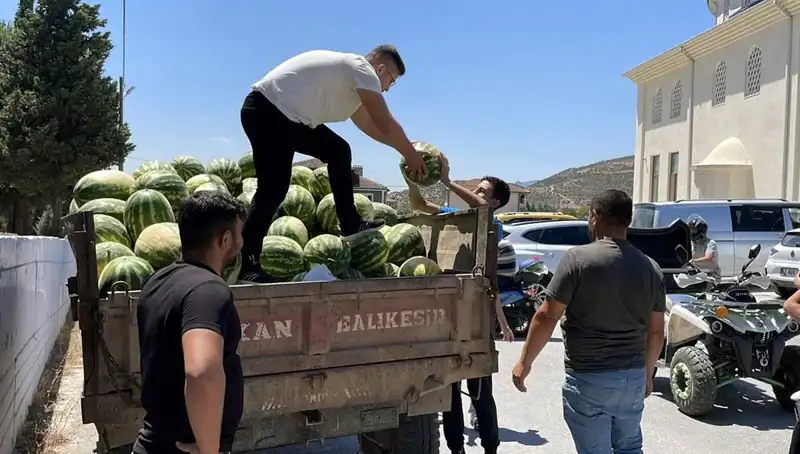 Tonlarca Karpuzla Ücretsiz Dağıtım Yapan Kampanyanın Ayrıntıları