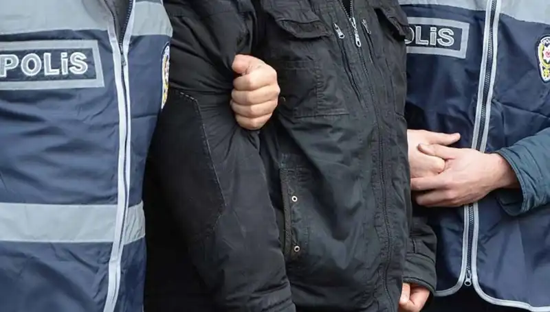 Bursa’da Kaçak Sigara Üretimi: 4 Şüpheli Gözaltında
