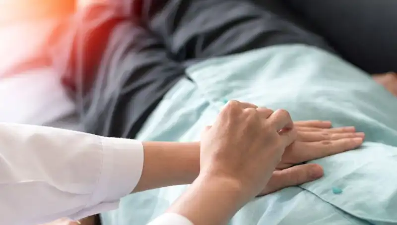 Hayatta Kalma Mücadelesi: Doktora Gitti ve 1 Yıl Ömrü Kaldığını Öğrendi