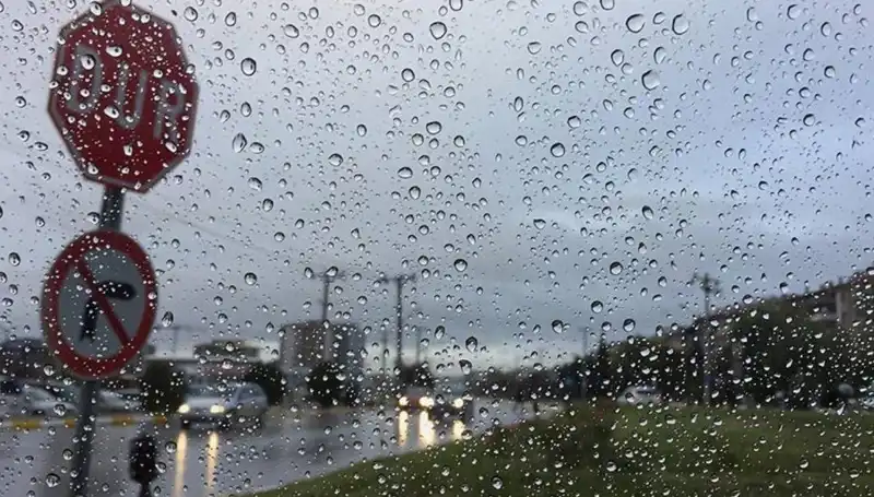 Meteoroloji Uyardı: 7 İl İçin Sağanak Yağış Uyarısı Geldi!