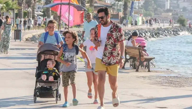 Ne Olacak Halim: Filmiyle Göz Dolduran Oyuncu Kadrosu ve Konusu!