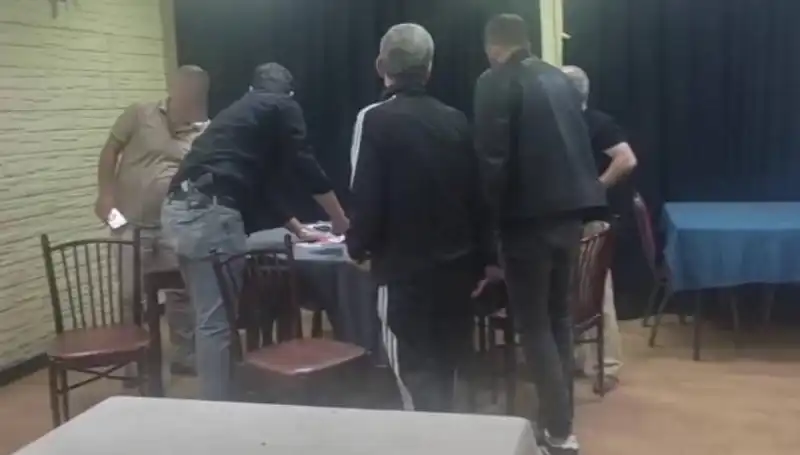 Kumar Oynarken Yakalanan Şahsın Savunması Dikkatleri Üzerine Çekti