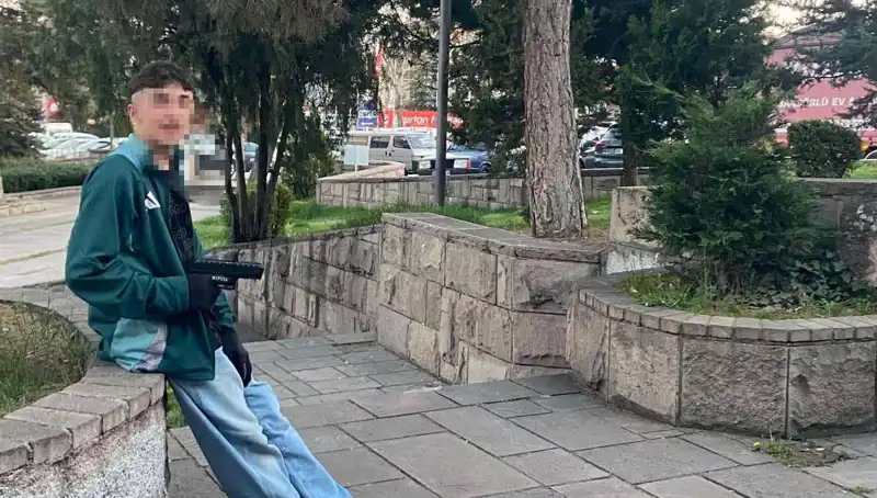 Yol Verme Kavgası Kanlı Bitti: Üç Kardeş ve Babaları Gözaltına Alındı