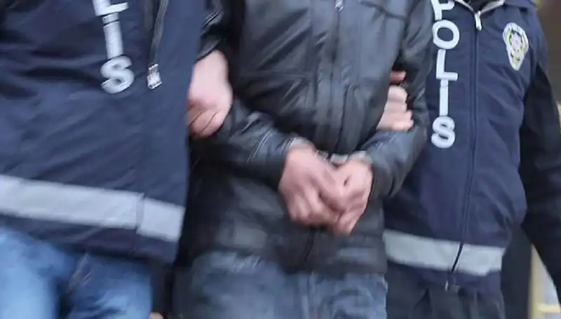 30 İlde Eş Zamanlı FETÖ Operasyonları: 65 Kişi Tutuklandı