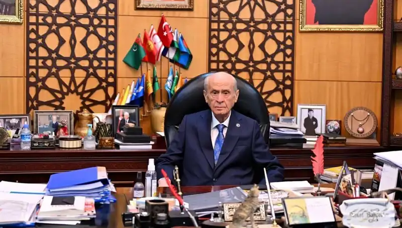 Erken Seçim Tartışmaları Sürüyor: Bahçeli'nin Açıklamaları Ne Anlama Geliyor?