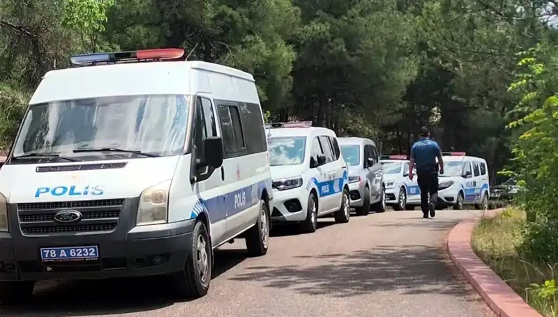 Karabük'te Gizemli Bir Ölüm Olayı: Ağaca Asılı Bulundu