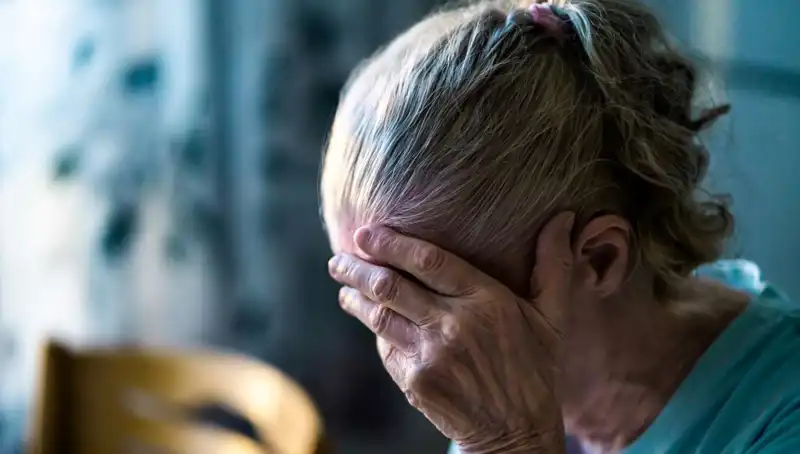 Alzheimer’a Sebep Olan Alışkanlıklar: Nöroloji Uzmanından Kritik Açıklamalar