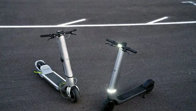 Elektrikli Scooter’da Devrim: Trafikte Hız Sınırlarını Aşan Yeni Model!