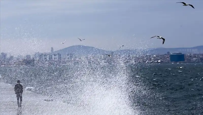 Marmara ve Ege Denizi İçin Kuvvetli Rüzgar Uyarısı Verildi!