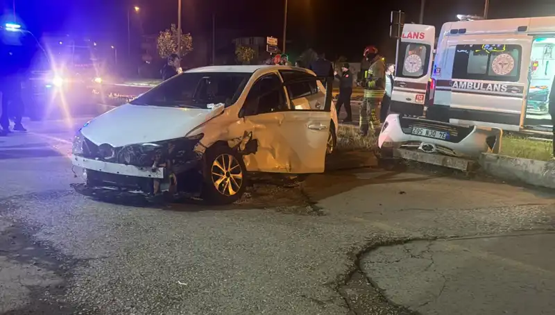 Pikap ve Otomobil Çarpışması: Kaza Anı ve Sonrasındaki Gelişmeler