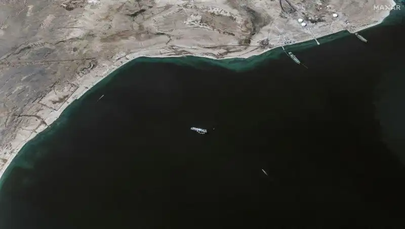 Yunan Gemisine İnanılmaz Saldırı: Mürettebatı Son Anda Kurtaran Olay!