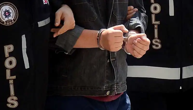 Bursa'da Uyuşturucu Operasyonunda 327 Zanlı Kıskıvrak Yakalandı!
