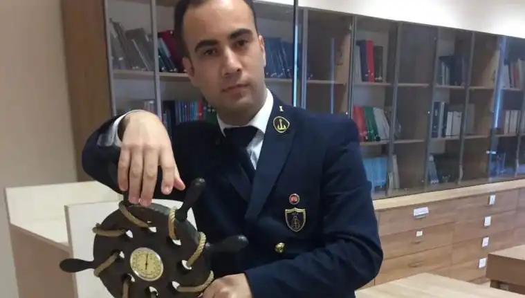 Denizcilik Dünyasında Duygusal Çöküş: Stajyer Berkan'ın Trajik Hikayesi