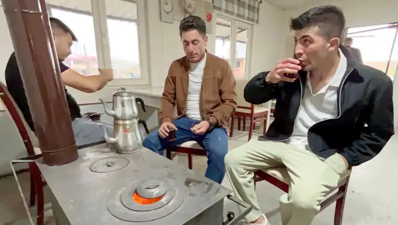 Temmuz Ayında Sobayı Yakmak Zorunda Kalan İl: Sıcaklığa Doymayan Yaz!